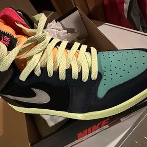 Jordan 1 retro OG High Tokyo Bio-hack 9.5M